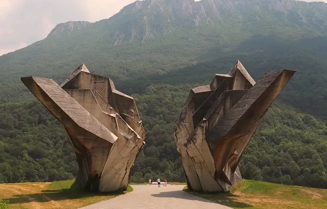 Sutjeska Yugotour